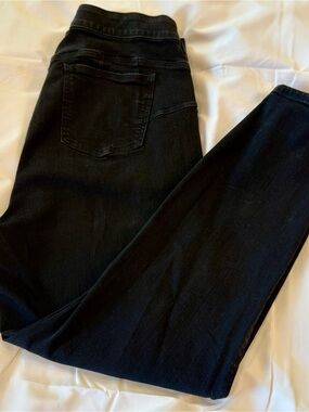 torrid Black Stretch Denim Waistband Detail